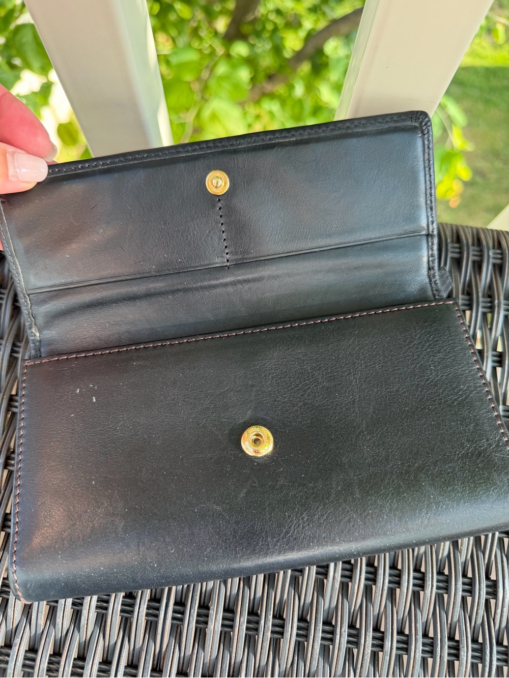 Dooney & Bourke Florentine Leather Continental Wallet Clutch Black Red - Picture 3 of 9